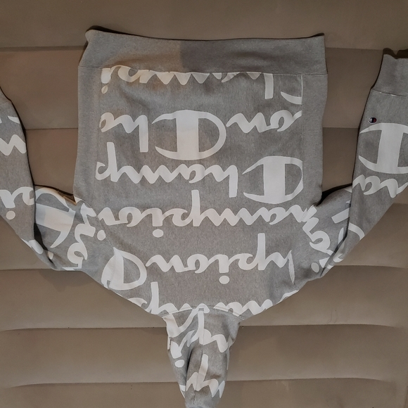 Champion hoodie and sweatpants set - Picture 3 of 8